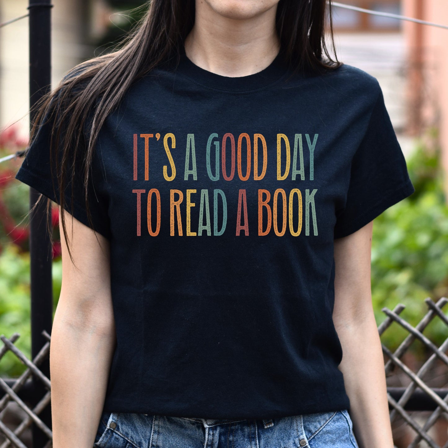 it’s a good day te read a book Unisex T-Shirt Librarian tee Black Dark Heather White-Black-Family-Gift-Planet