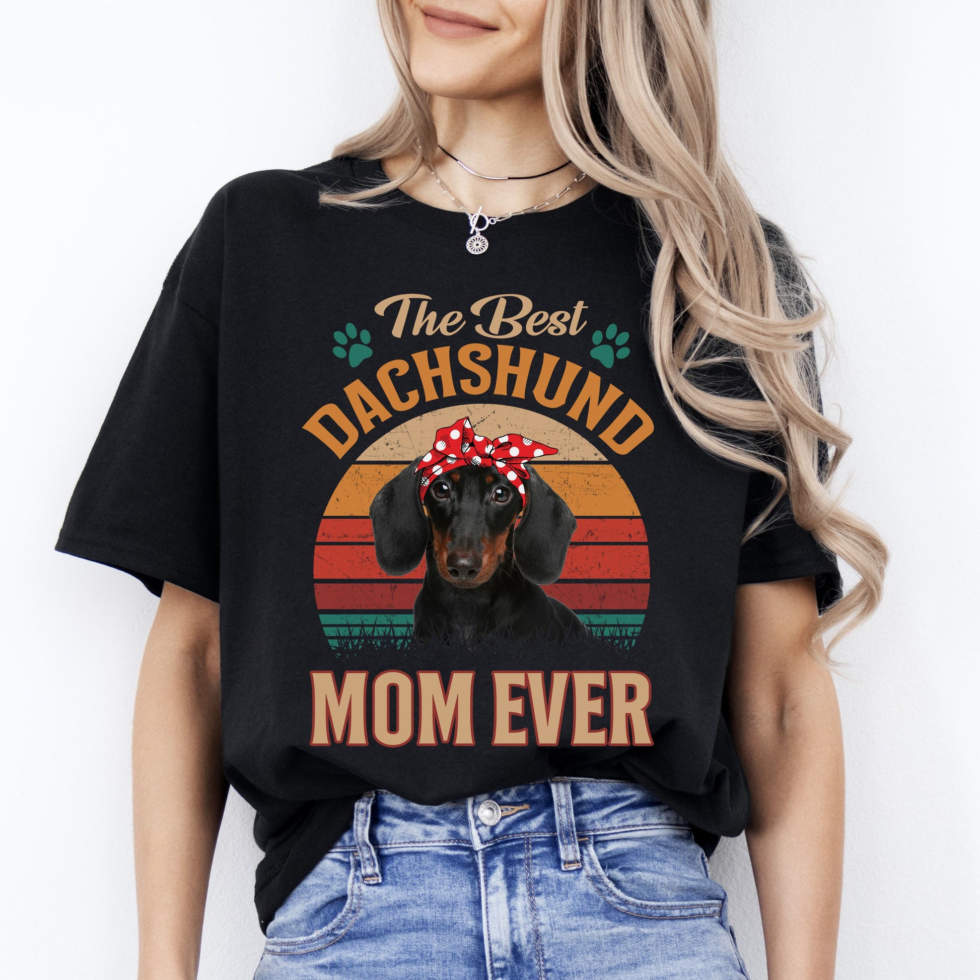 The Best Dachshund Mom Ever T-Shirt gift Retro Dachshund Dog mama Unisex tee Black Navy Dark Heather-Black-Family-Gift-Planet