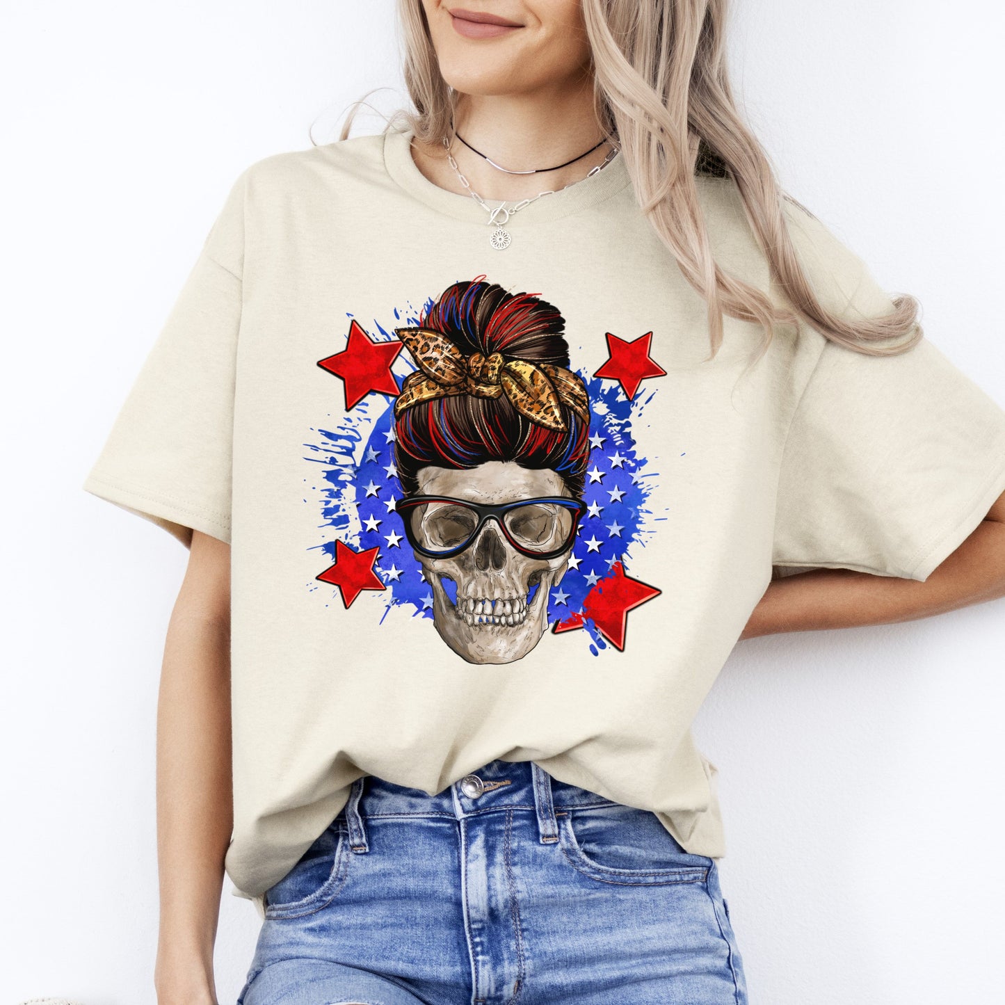 American mom skull T-Shirt July 4th skull mama Unisex tee White Sand Grey-Sand-Family-Gift-Planet