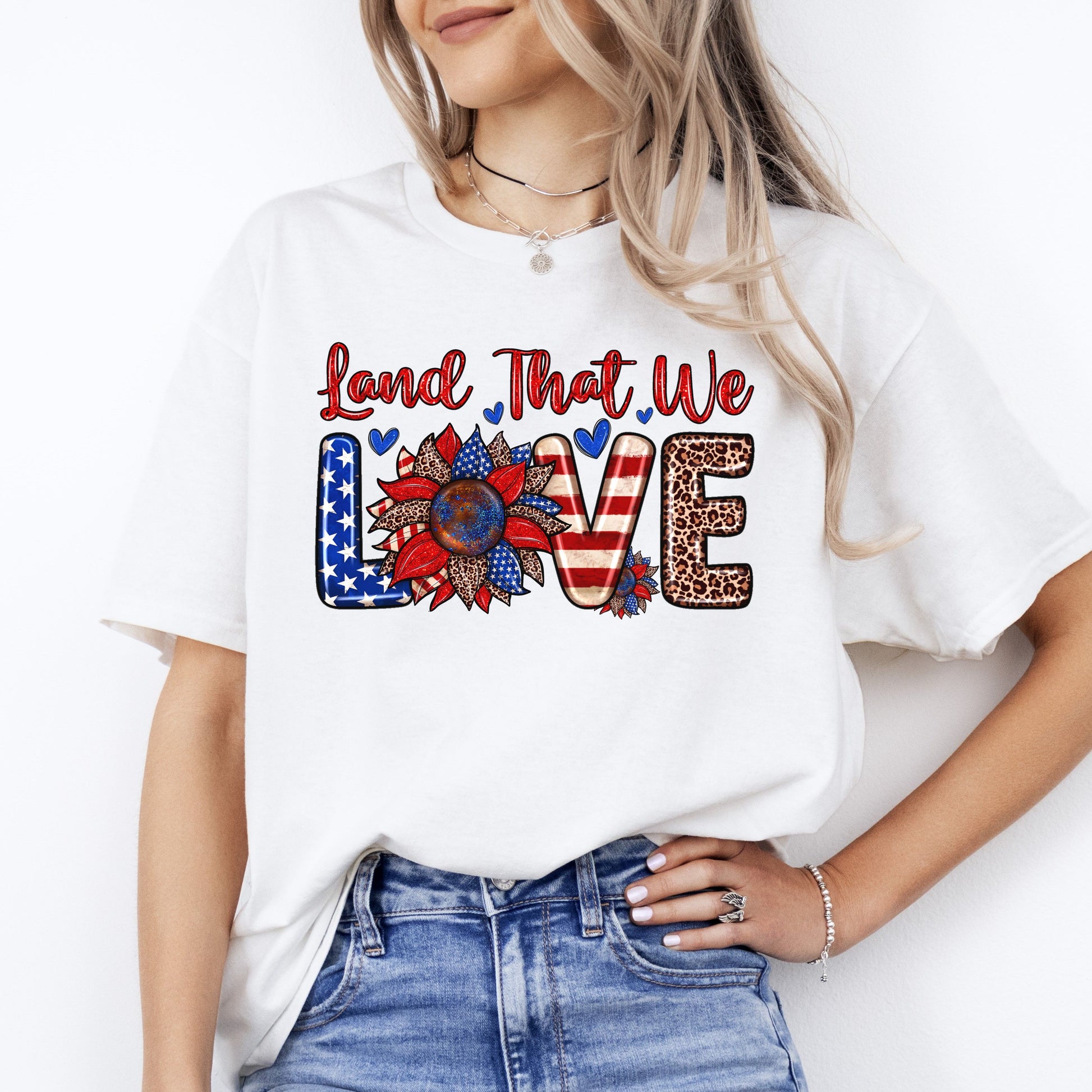 Land that we love T-Shirt gift July 4th American flag patriotic Unisex tee Sand White Sport Grey-White-Family-Gift-Planet