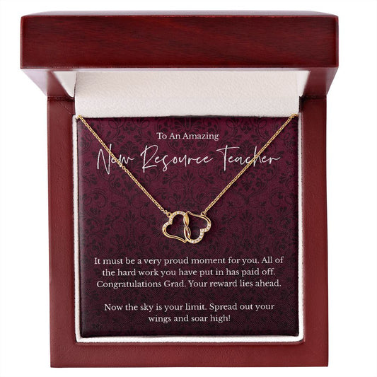 Resource Teacher graduation gift - 10K Gold Everlasting Love necklace - Congratulations Grad-Family-Gift-Planet